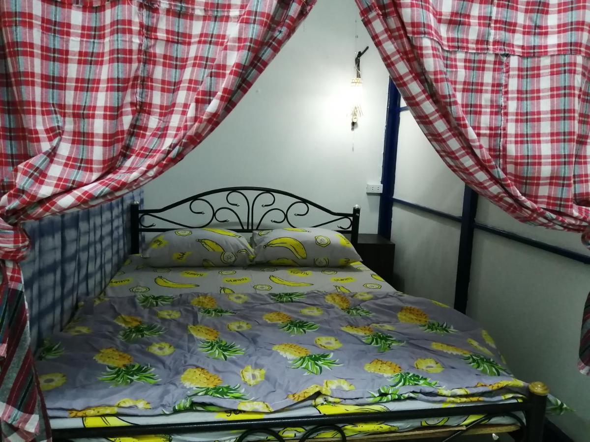 Chill Pill Hostel Chiang Khan Bagian luar foto